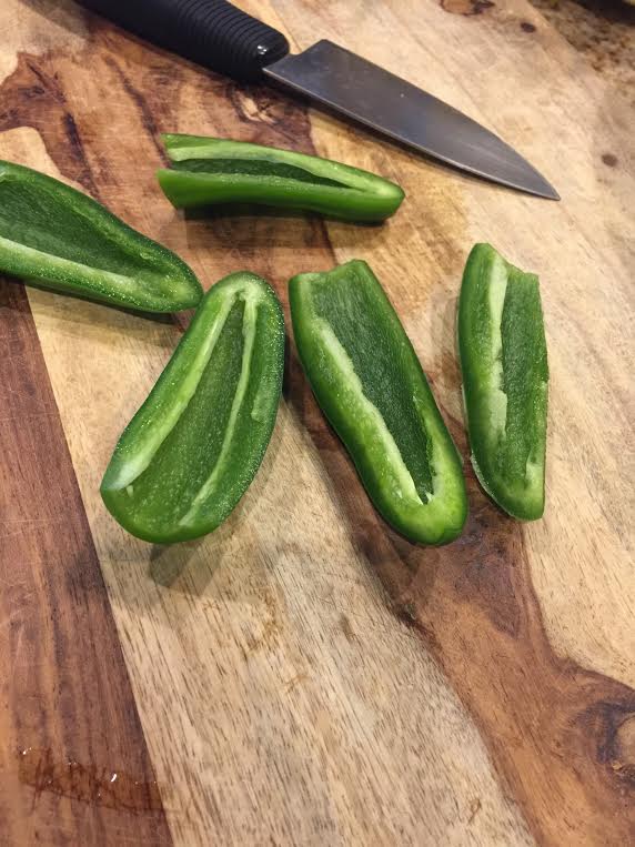 slicing-jalapenos